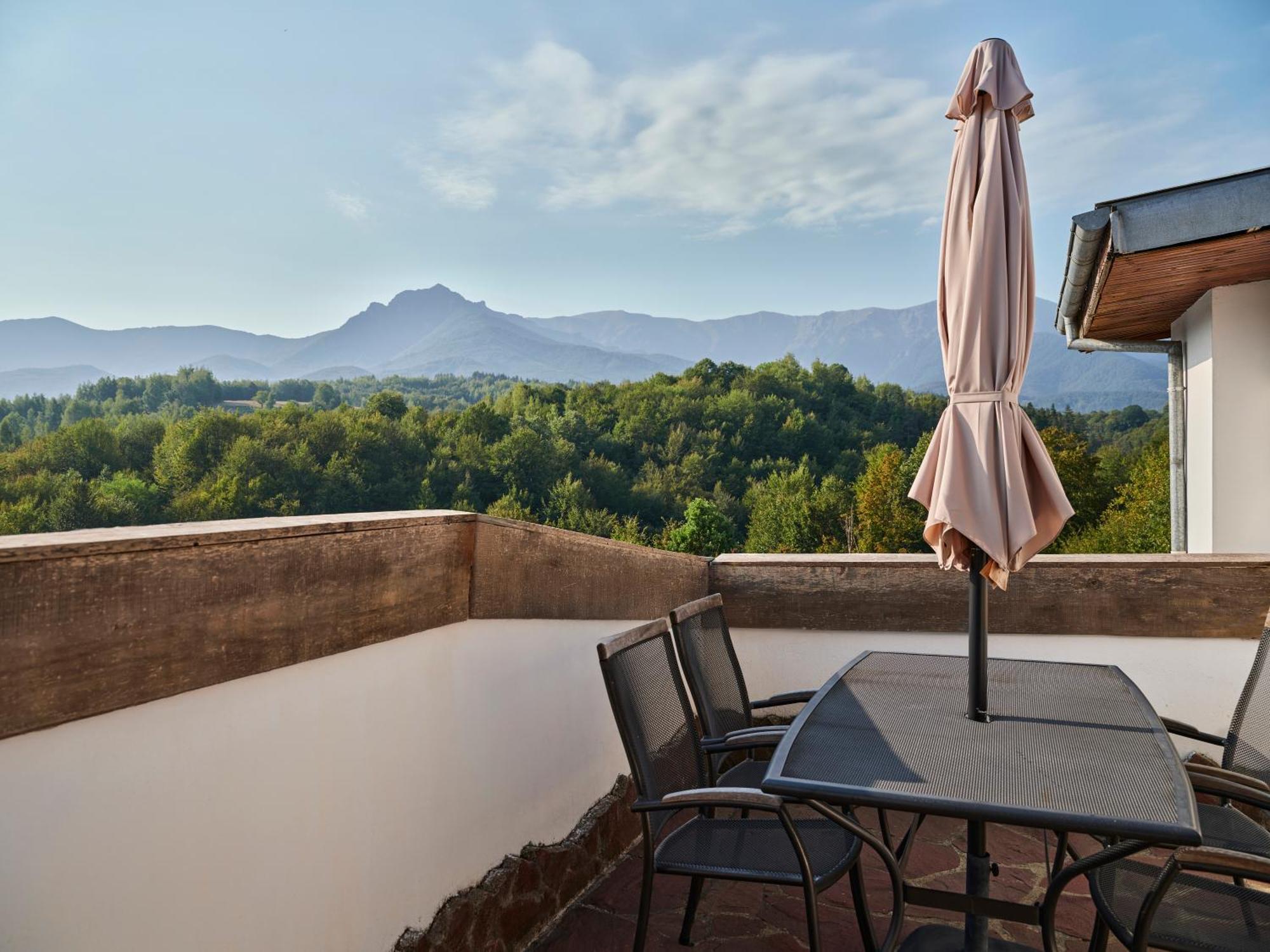 Hotel Tihiat Kat Apriltsi (Lovech) Quarto foto
