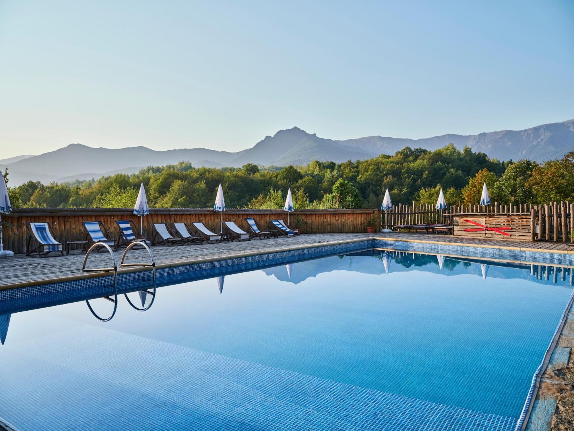 Hotel Tihiat Kat Apriltsi (Lovech) Exterior foto